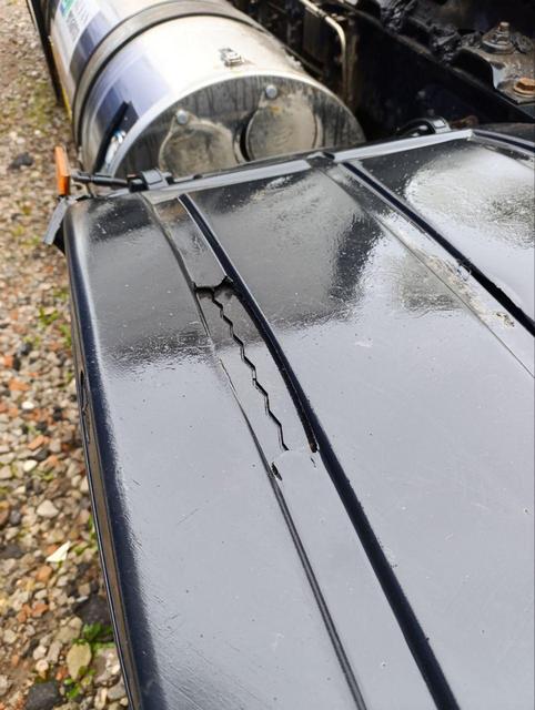 Седельный тягач КАМАЗ 5490-80802-90(5P) (СПГ) 2021 г. - фото 18